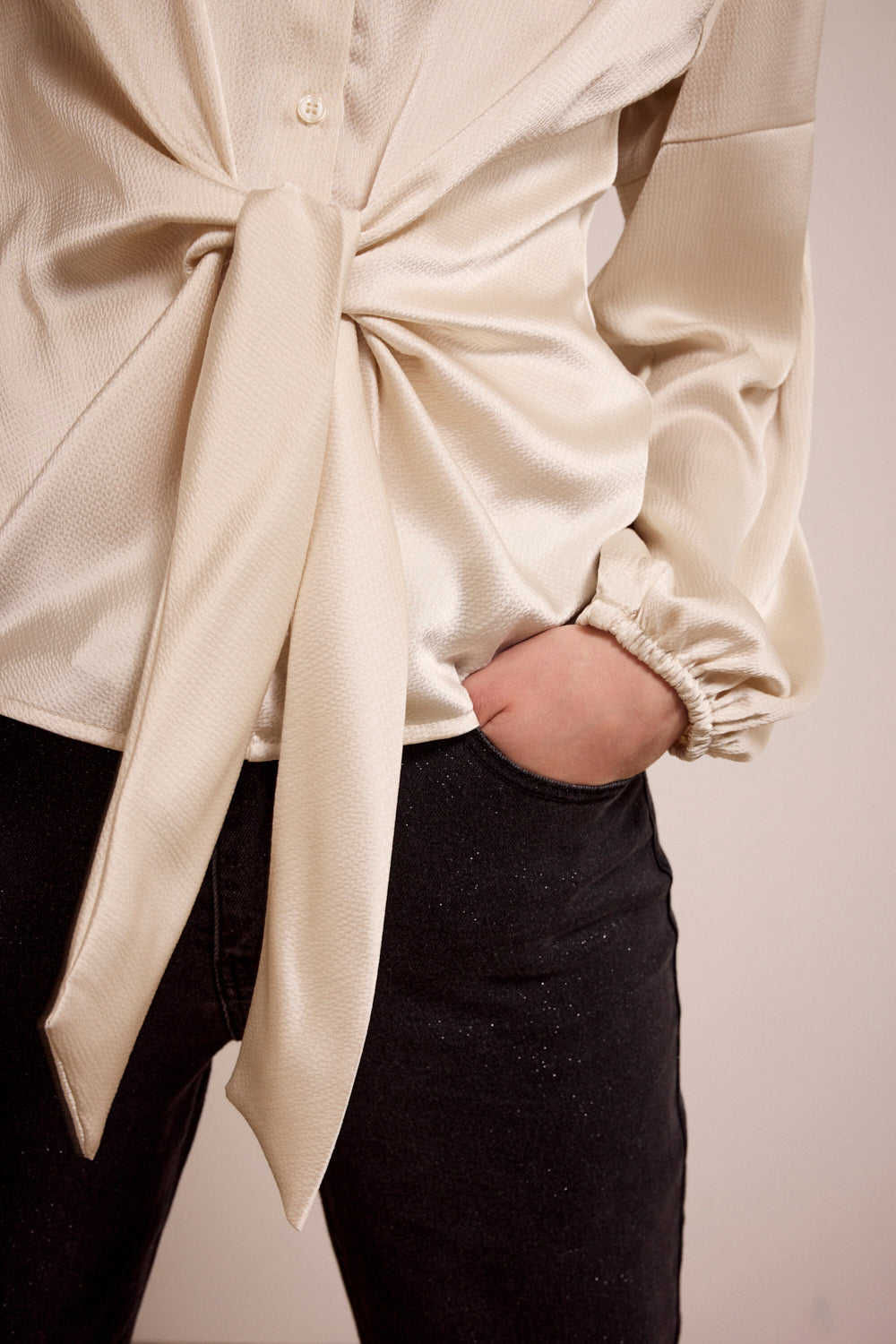 Tramontana Satijnen Blouse Met Gedraaid Detail Stone