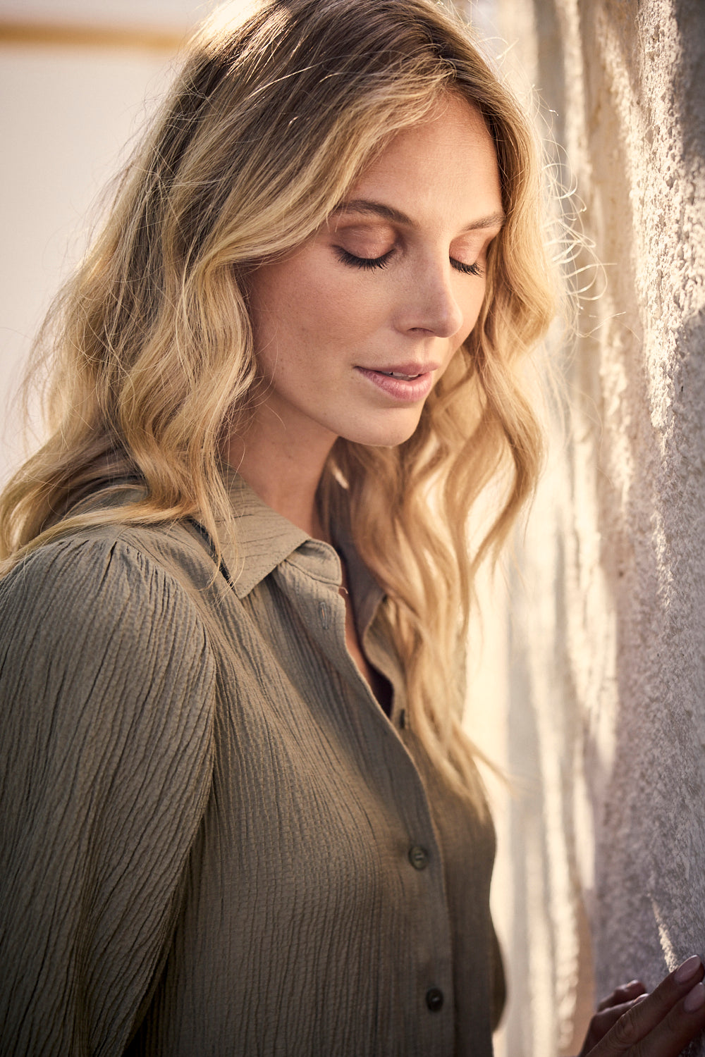 Tramontana Creased Puff-Sleeve Blouse Aloe