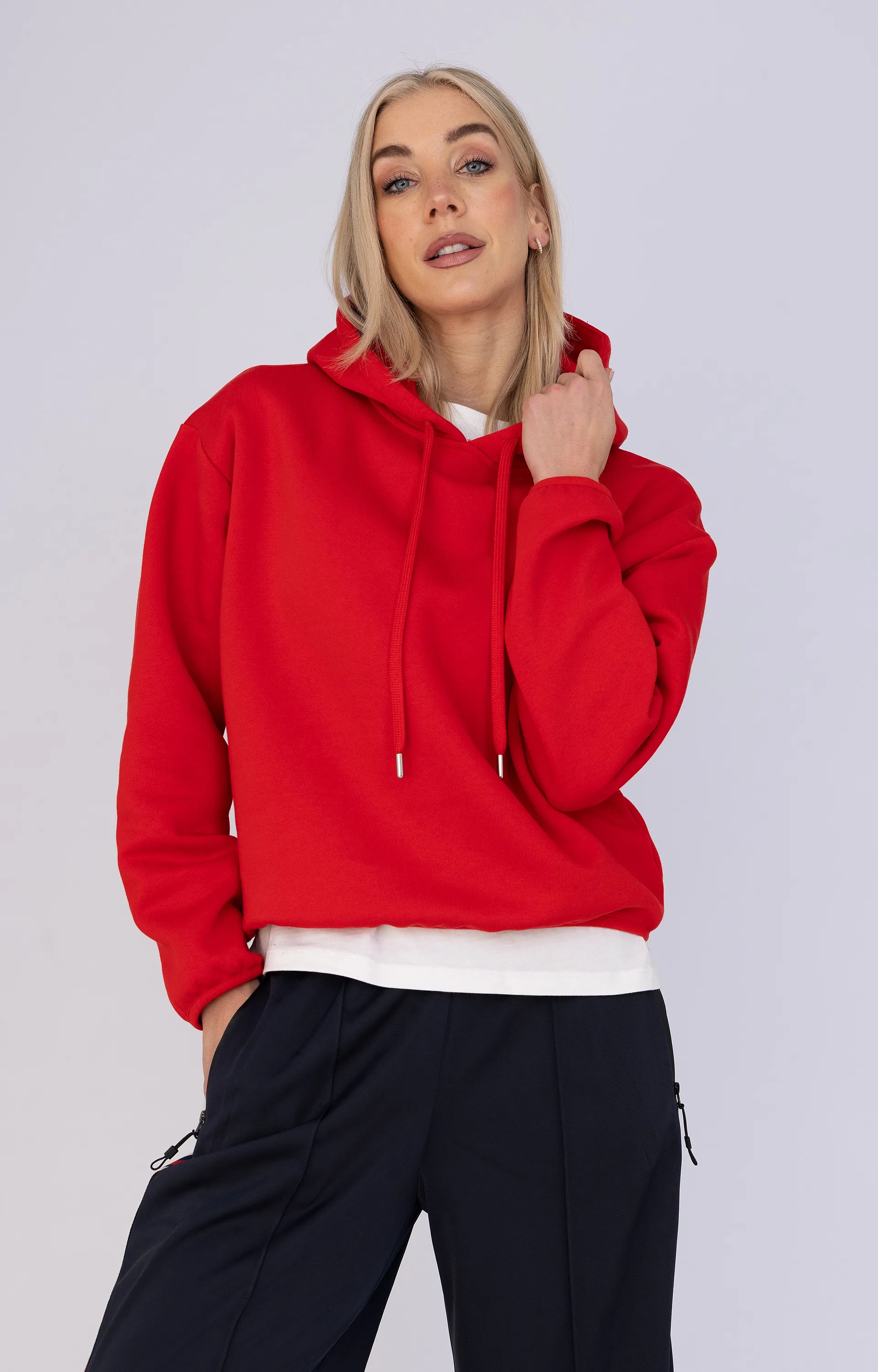 Anna Blue Sweater Holger Red Solid