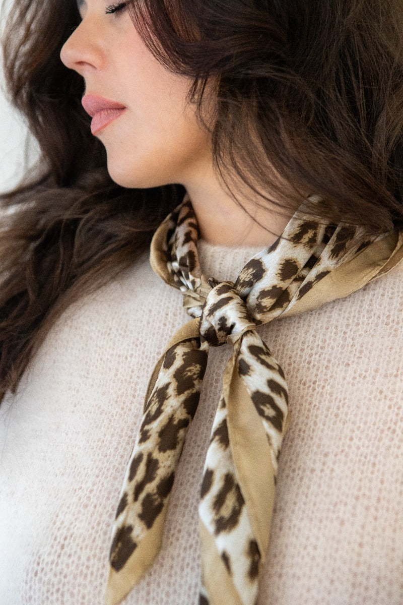 Vierkant Sjaaltje Leopard Taupe