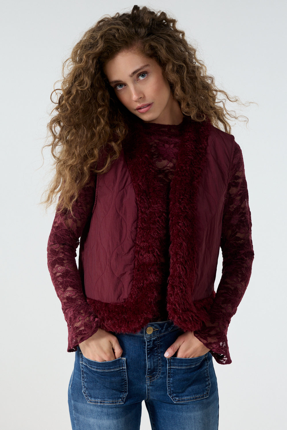 Tramontana Faux Fur Detailed Vest Pomegranate