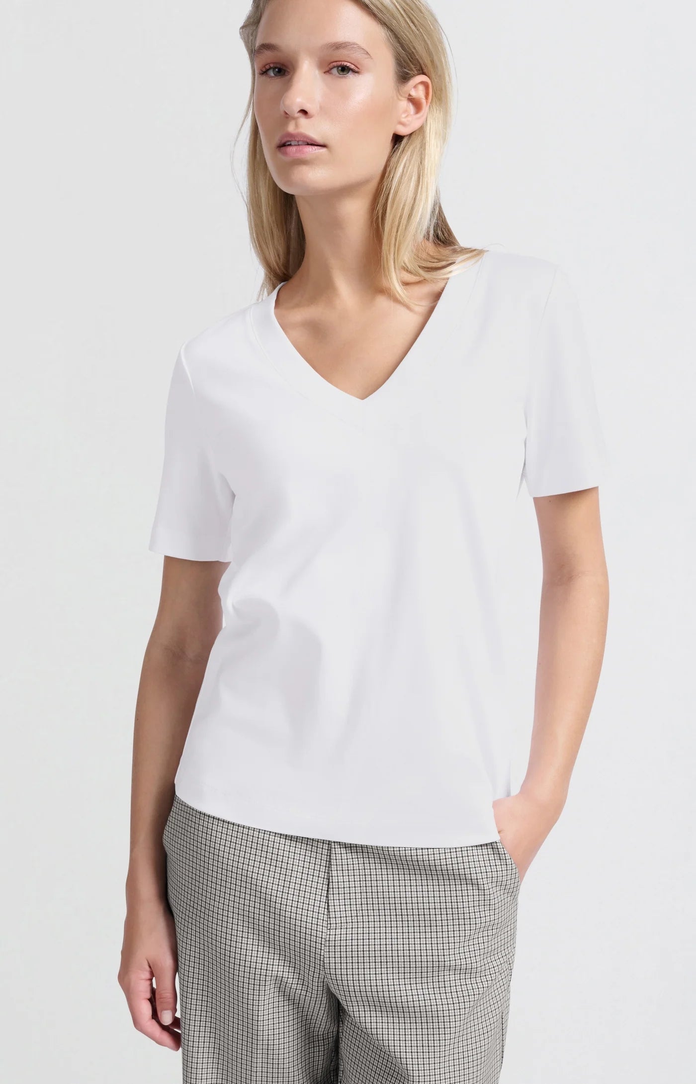YAYA Basic T-shirt Met V-hals En Korte Mouwen Wit