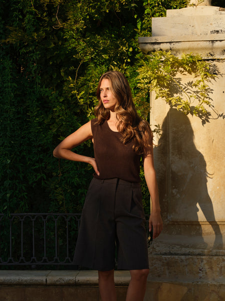 YAYA Ribgebreide Top Met Ronde Hals En Schouderdetail Slate Black Brown